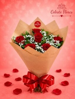 Buquê Coleção Luxo de Rosas vermelhas aveludadas no craft.