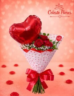 Buque Coleção Sublime coração ❤️ de rosas vermelhas aveludadas e balão